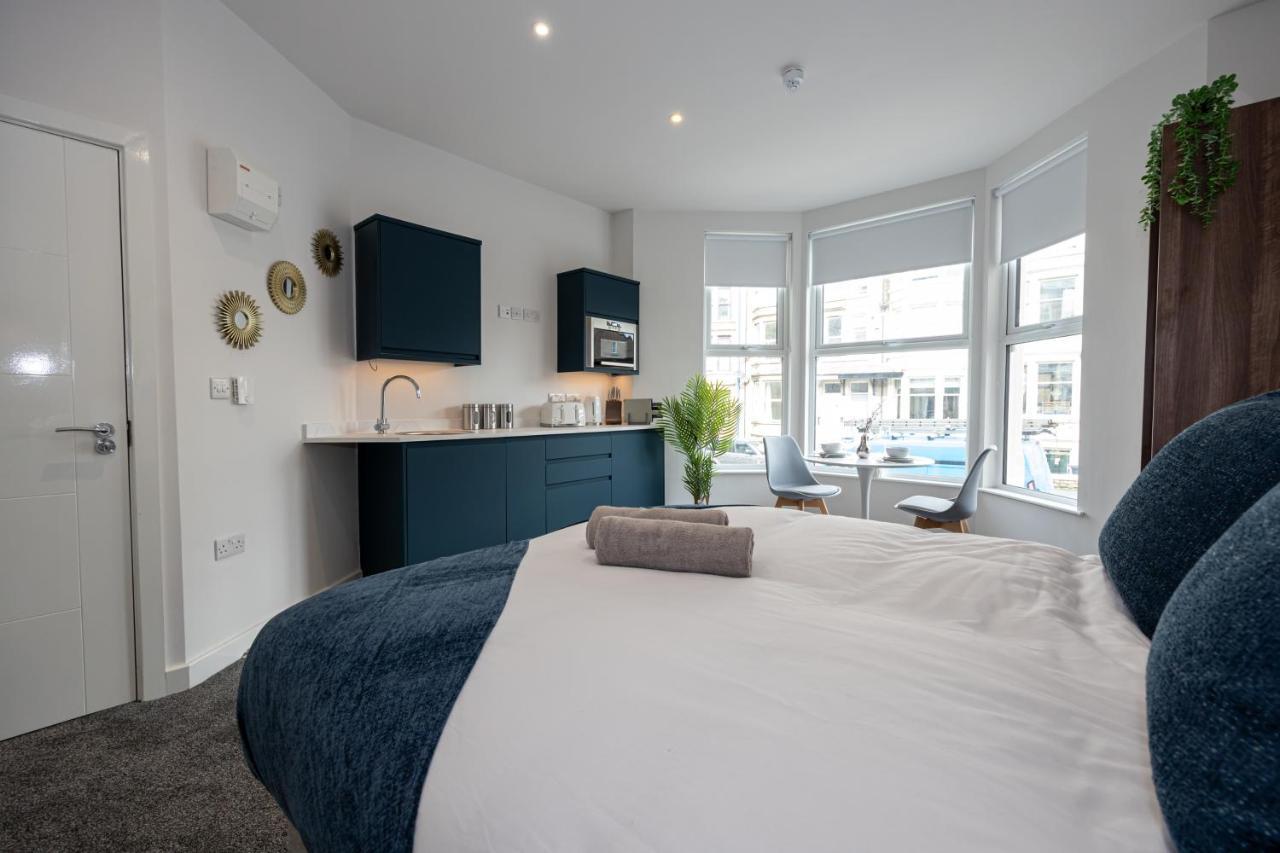 Morecambe Bay Studio Flats Free Parking Beach Front Buitenkant foto